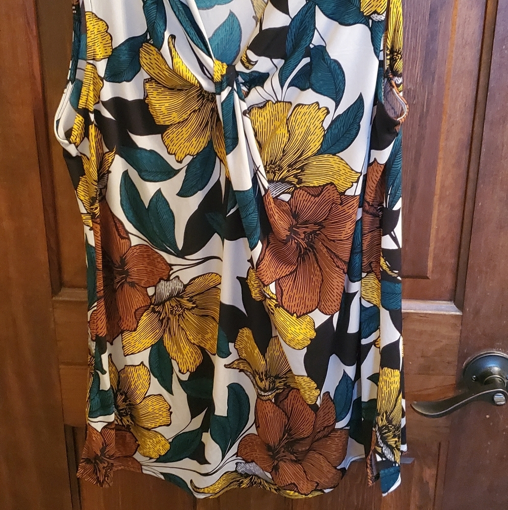 Worthington XL sleeveless top